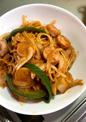 魚肉ソーセージ 焼きそば麺 でナポリタン-レシピのメイン写真