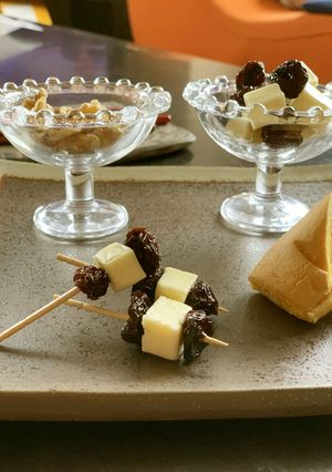 思い出のレーズンチーズピンチョス-レシピのメイン写真