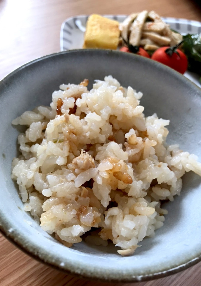新玉ねぎとツナの炊き込みご飯-レシピのメイン写真