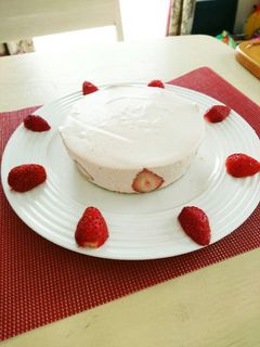いちごのレアチーズケーキ-レシピのメイン写真