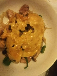 鶏肉と玉ねぎ、ピーマン、しめじ玉子のせ-レシピのメイン写真