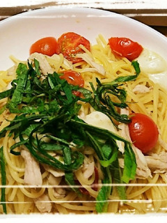 コクうま!蒸し鶏の和風ペペロンチーノ-レシピのメイン写真