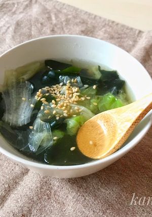 ちぎって簡単!レタスとわかめの中華スープ-レシピのメイン写真