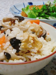 【シンプル♪】きのこと鶏肉の炊き込みご飯-レシピのメイン写真