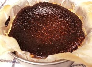 水切りヨーグルトでバスク風チーズケーキ-レシピのメイン写真