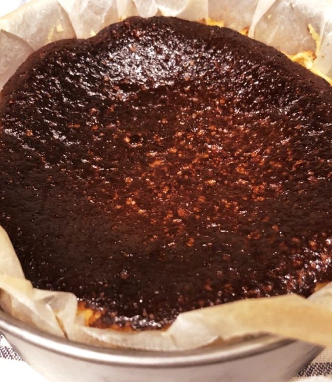 水切りヨーグルトでバスク風チーズケーキ-レシピのメイン写真