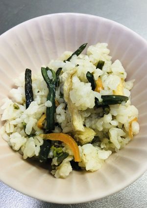 春だけ!新鮮わらびご飯-レシピのメイン写真