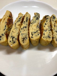 黒ごま入メレンゲと牛乳のふわふわ卵焼き-レシピのメイン写真