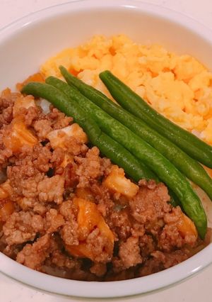 お麩でかさ増し肉そぼろの、３色そぼろ丼-レシピのメイン写真