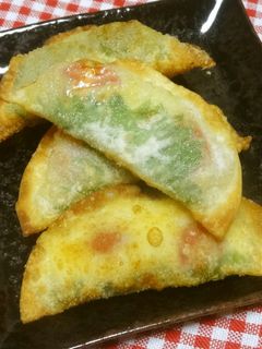 余った餃子の皮deトマトチーズの包み揚げ-レシピのメイン写真