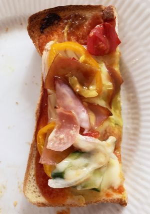 ピザトースト-レシピのメイン写真