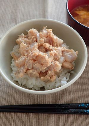 カワハギの肝和え丼-レシピのメイン写真