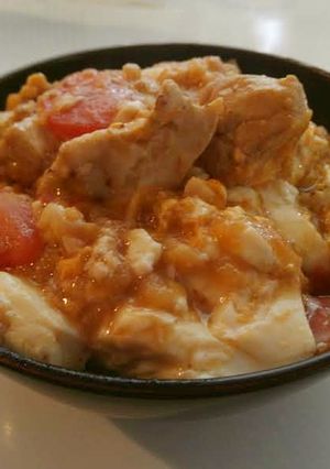 トマトと豆腐入り親子丼-レシピのメイン写真