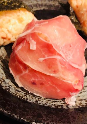 生ハムのシャケマヨ焼きおにぎり-レシピのメイン写真