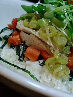 レンジのみ!!☆ゴマ香る鶏トマねぎ塩丼☆-レシピのメイン写真