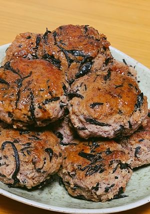 栄養たっぷり＊ひじきの照り焼きつくね-レシピのメイン写真
