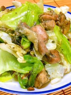 鶏の炭火焼きで♪ザクキャベ柚子胡椒炒め♪-レシピのメイン写真