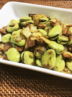 そら豆とベーコンのカレー粉炒め-レシピのメイン写真