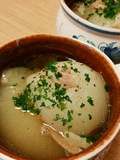 圧力鍋で♪新玉ねぎ丸ごとスープ-レシピのメイン写真
