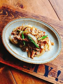 ご飯がススム♥️豚肉のコク旨カレー炒め-レシピのメイン写真