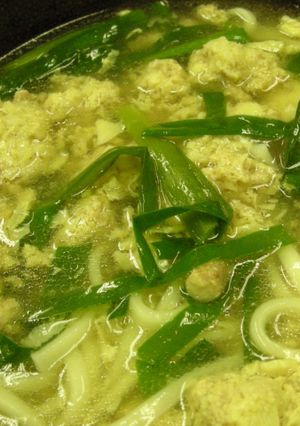 中華風肉団子うどん（200円ランチ）-レシピのメイン写真