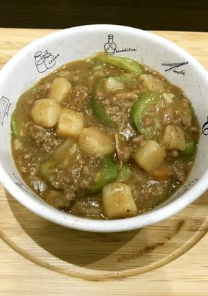 沖縄風なーべら（へちま）のビーフシチュー-レシピのメイン写真