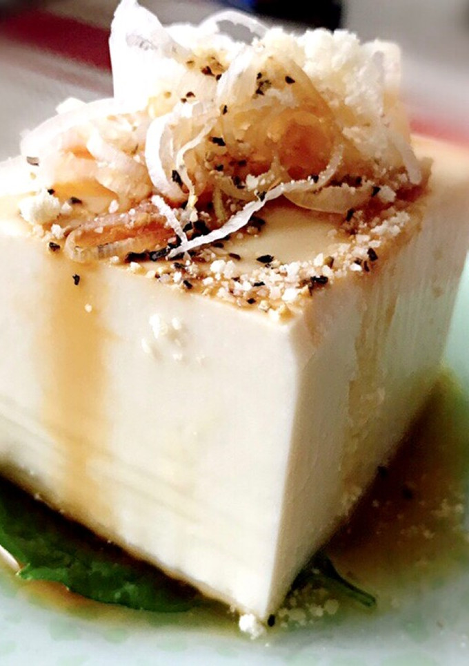 ねぎと粉チーズと黒こしょうの冷ややっこ♪-レシピのメイン写真