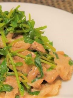 豆苗と豚肉のオイマヨ炒め-レシピのメイン写真