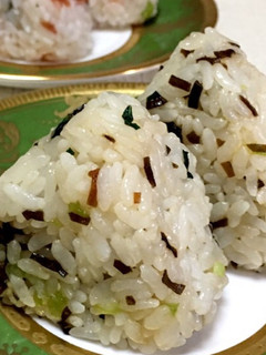 塩昆布とワサビのおにぎり-レシピのメイン写真