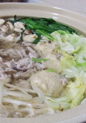 ラーメンスープでお鍋はいかが♪-レシピのメイン写真