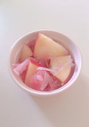 紫玉ねぎとリンゴのサラダ-レシピのメイン写真
