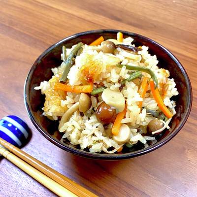 炊飯器で☆山菜おこわ風炊き込み混ぜご飯