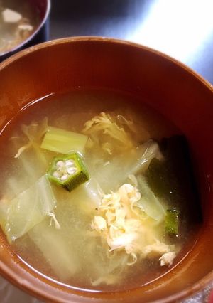 オクラと白菜とワカメのかき玉味噌汁-レシピのメイン写真