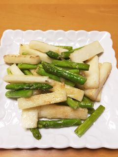 疲労回復!山芋とアスパラの塩麹炒め♪-レシピのメイン写真