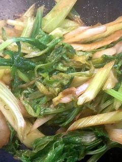 セロリだけの炒め物-レシピのメイン写真