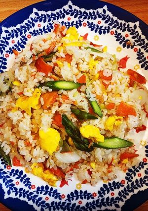 簡単♪春アスパラと鮭のチャーハン-レシピのメイン写真