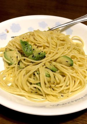 アボカドのジェノベーゼ風パスタ-レシピのメイン写真