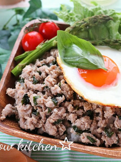 さっぱりまろやかバジルそぼろご飯☆-レシピのメイン写真