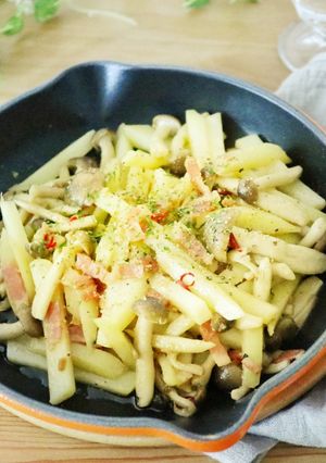 パスタソースで、簡単ベーコンポテト-レシピのメイン写真