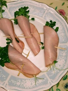 カイワレ大根のハム巻き♪(^q^)☺⛄-レシピのメイン写真