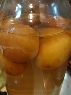 日本酒と氷砂糖で梅酒浸けました。-レシピのメイン写真