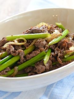 液塩で牛肉とにんにくの芽の炒め物♬-レシピのメイン写真