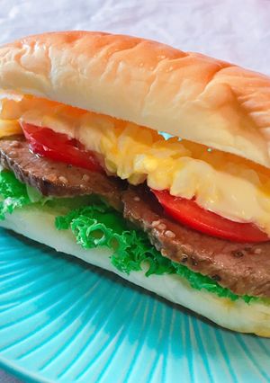 朝食に！ローストビーフと卵のサンドイッチ-レシピのメイン写真