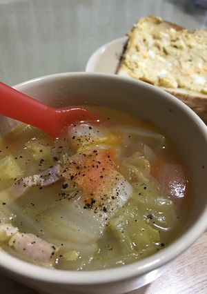 白菜とベーコンのスープ-レシピのメイン写真