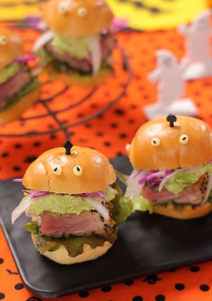 まぐろのレアカツ☆ハロウィンバーガー-レシピのメイン写真