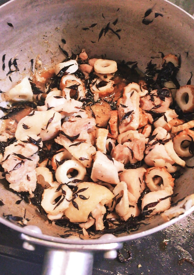鶏とひじきとちくわ煮-レシピのメイン写真