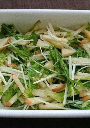 水菜とりんごのさっぱりサラダ-レシピのメイン写真