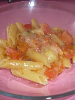 トマトとモッツァレラチーズのパスタ-レシピのメイン写真