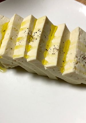 簡単おつまみ♩木綿豆腐のオリーブ塩-レシピのメイン写真