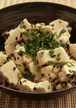 簡単1分★塩昆布と揚げ玉の冷や奴-レシピのメイン写真